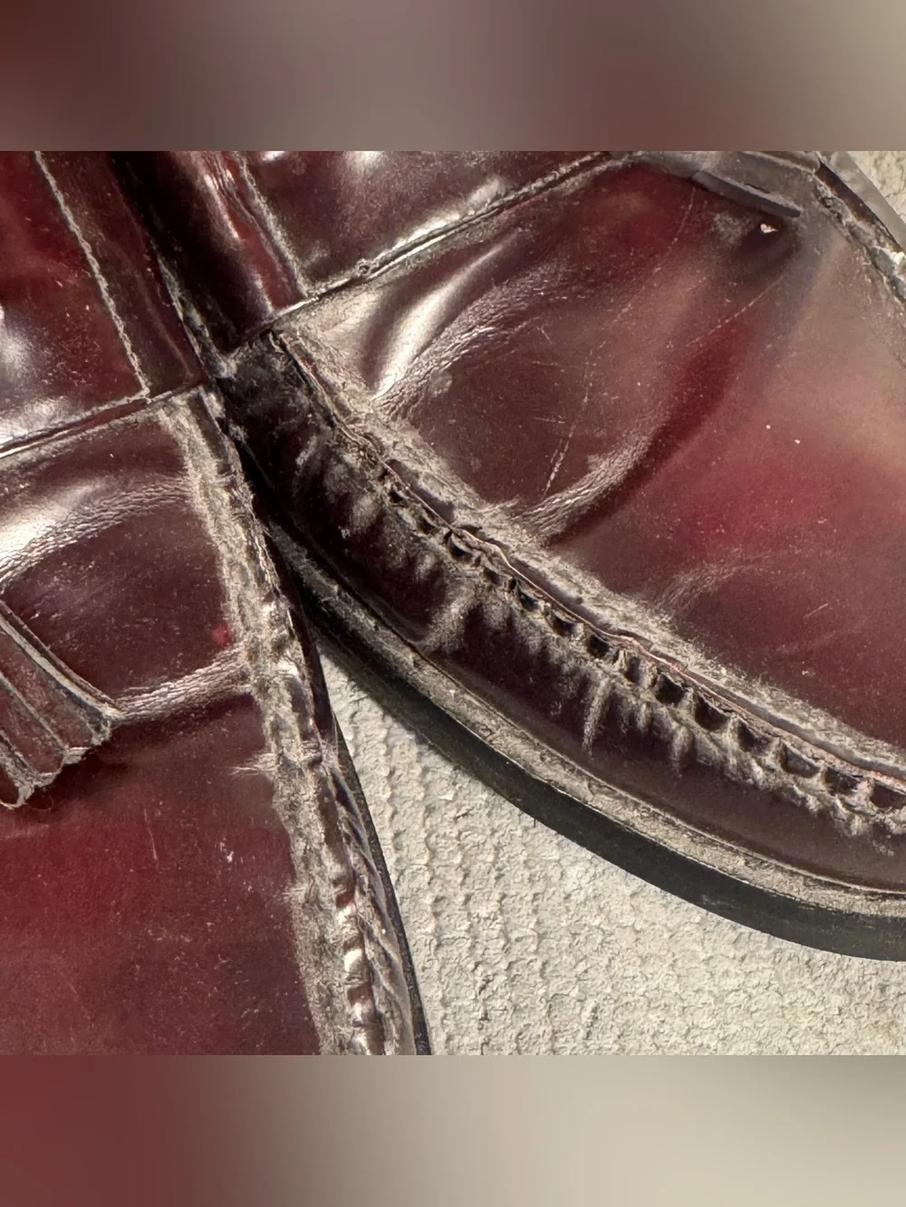 Cole Haan Men's Burgundy Pinch Tassel Leather Loafer Dress Shoe Size 11.5